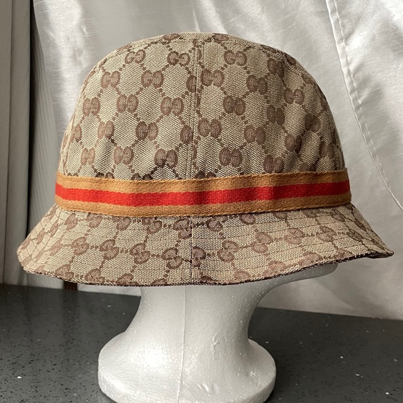 GUCCI GG LOGO CANVAS BUCKET HAT - Picture 6 of 8